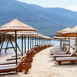Complex La Blanche Island Bodrum 5*