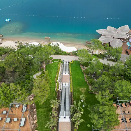 리조트 La Blanche Island Bodrum 5*