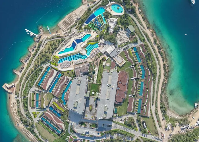 Курортный комплекс La Blanche Island Bodrum Гюверджинлик