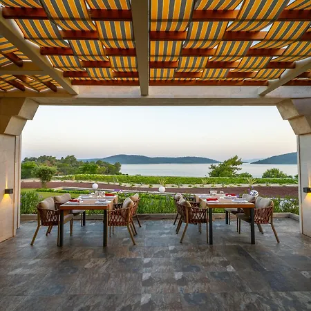 リゾート La Blanche Island Bodrum