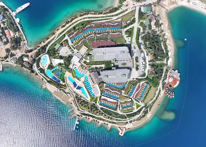 La Blanche Island Bodrum אתר נופש 5*