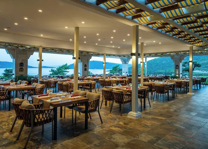 אתר נופש La Blanche Island Bodrum 5*